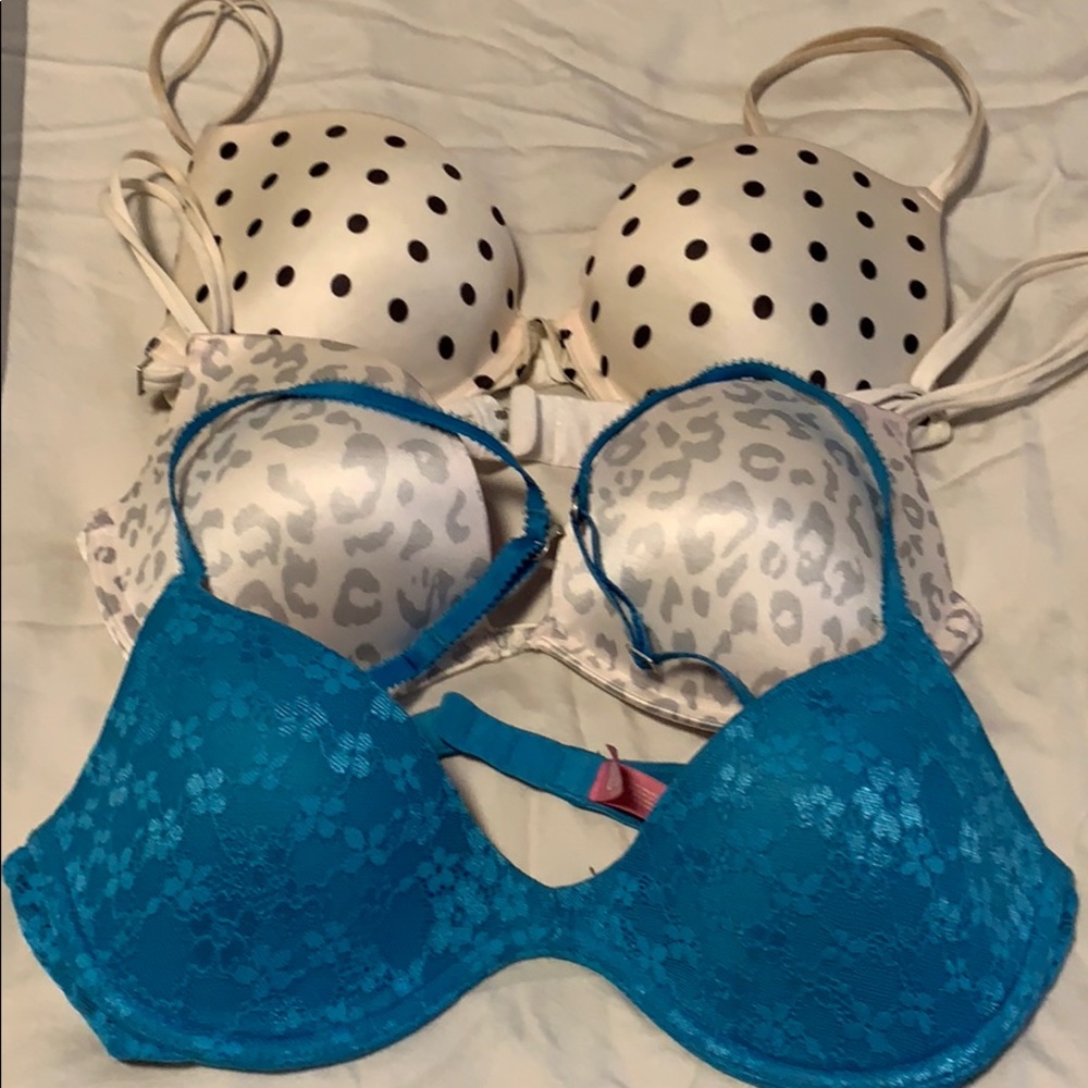 VS pink bras 34c